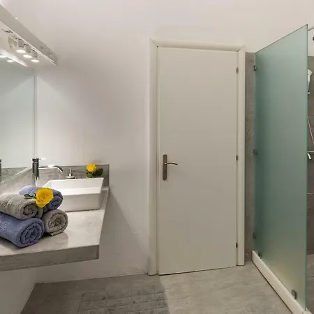 Stylish Loft-ermoupoli Syros Apartamento Hermópolis